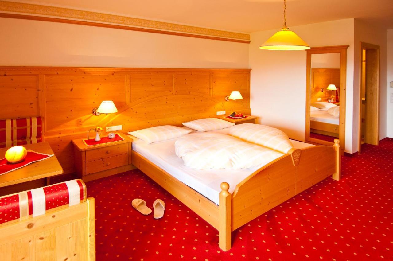 Hotel Tannenhof ブルーニコ 部屋 写真